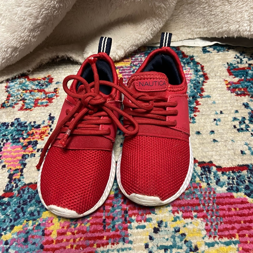 Kids sneakers